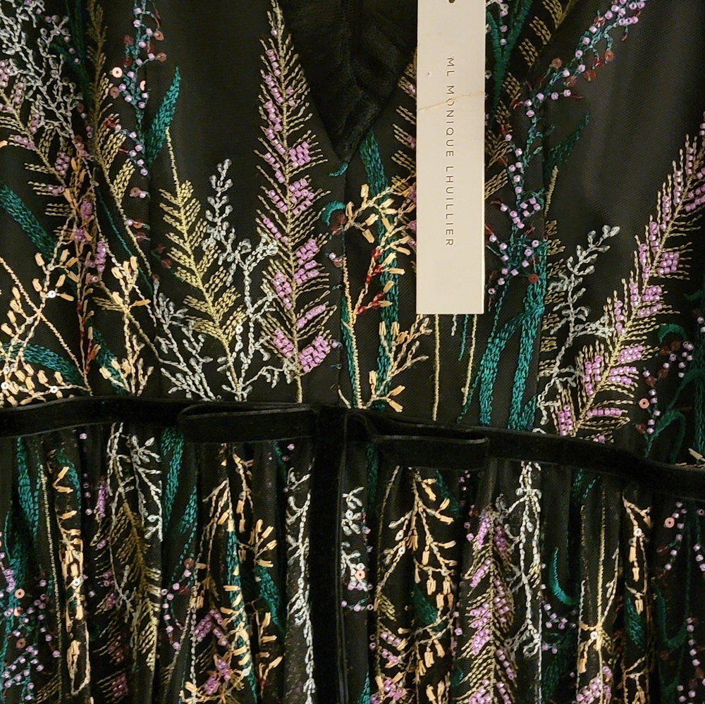 Monique Lhuillier Black and Gold Floral Maxi Dress NWT - Picture 7 of 8